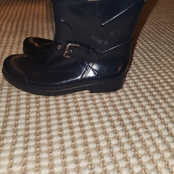 Coach "Lester"  Navy Size 7 Rain Boots with Buckle - Picture 7 of 7